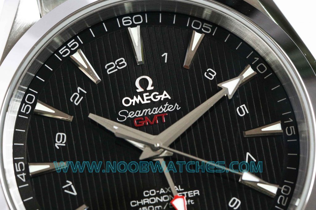 VS厂欧米茄海马AQUA TERRA 150米系列GMT白钢黑面腕表做工如何