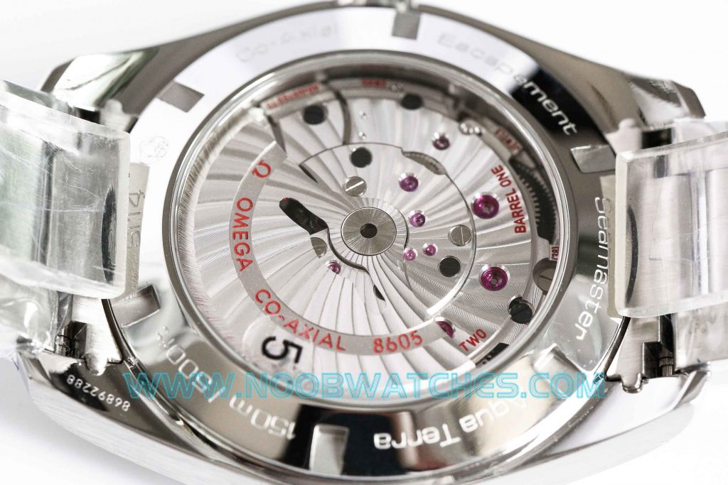 VS厂欧米茄海马AQUA TERRA 150米系列GMT白钢黑面腕表做工如何
