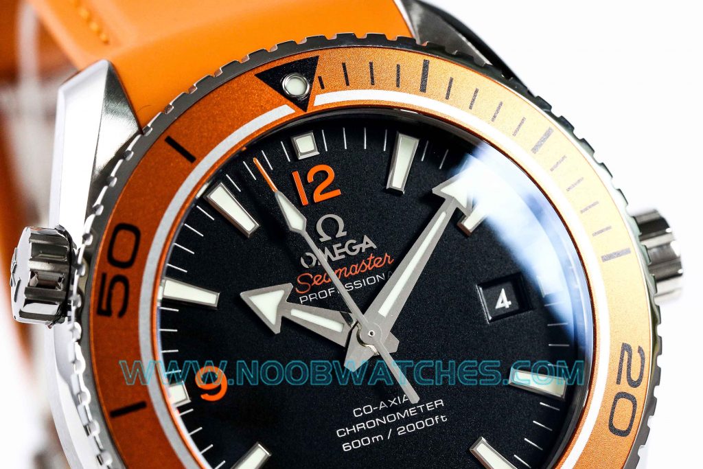 VS厂欧米茄海马600米42MM橙色腕表测评「骚橙」