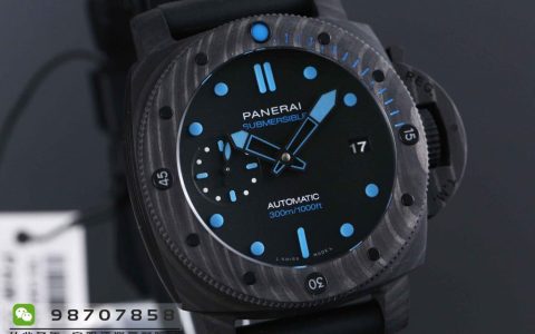 VS厂复刻潜行系列碳纤维材质─ 沛纳海PAM00960腕表