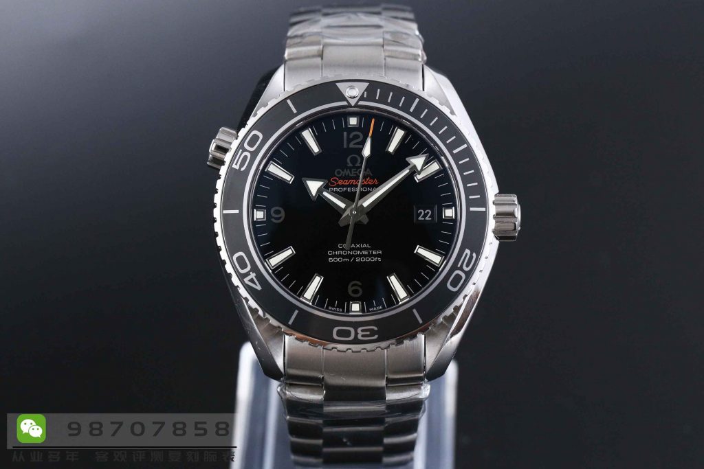 VS厂欧米茄海马系列600M钢字钢带42MM腕表做工如何插图3