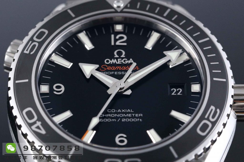 VS厂欧米茄海马系列600M钢字钢带42MM腕表做工如何插图7
