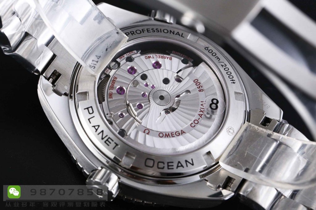 VS厂欧米茄海马系列600M钢字钢带42MM腕表做工如何插图10