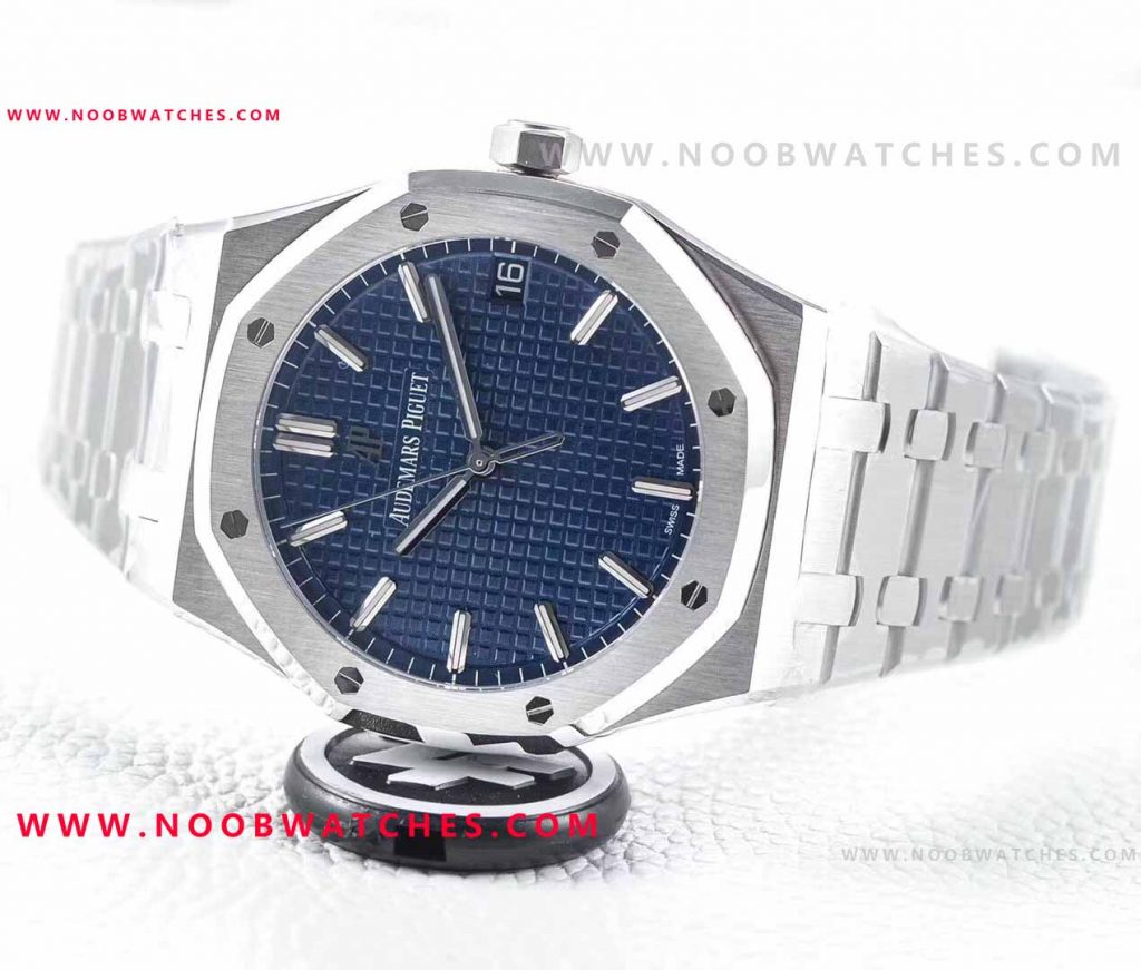 ZF厂爱彼皇家橡树15500蓝面复刻腕表-市面钢表的巅峰之作
