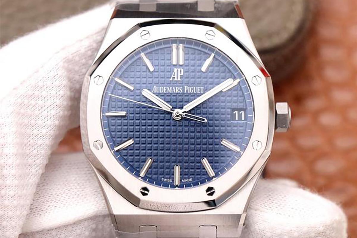 ZF厂爱彼皇家橡树系列15500蓝色字面复刻腕表做工细节品鉴-经典运动型爆款腕表推荐