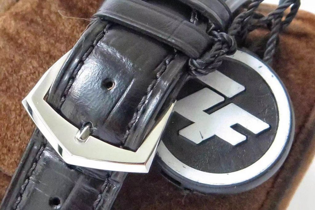 ZF厂百达翡丽古典系列「5277R」复刻腕表做工评测-可翻转底盖腕表