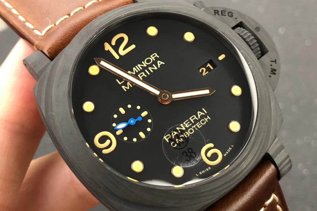 VS厂复刻版沛纳海PAM661腕表做工如何-品鉴碳钎维材质表壳的魅力