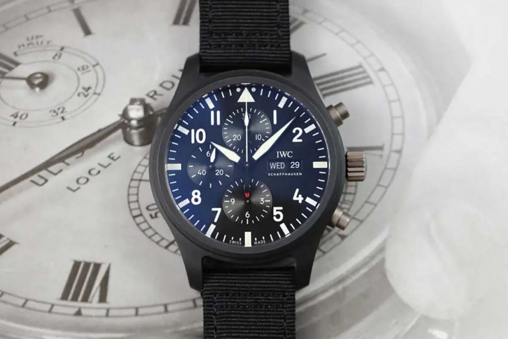 ZF厂万国飞行员系列陶瓷材质时计款式腕表做工细节评测