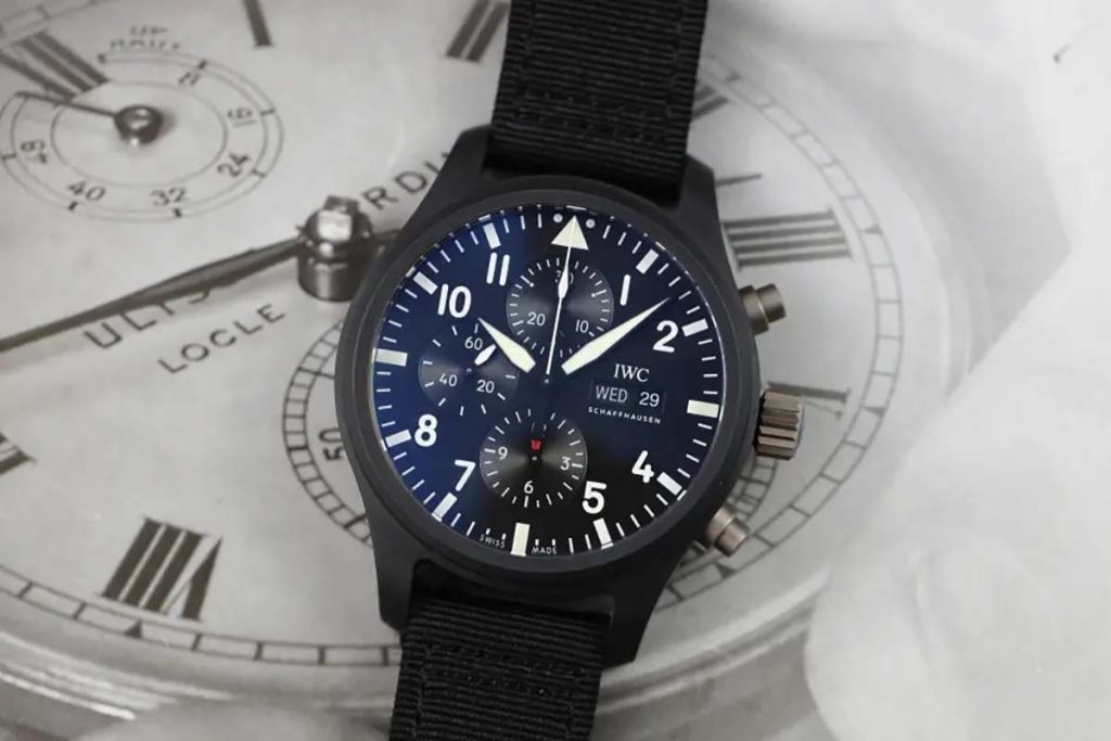 ZF厂万国飞行员系列陶瓷材质时计款式腕表做工细节评测