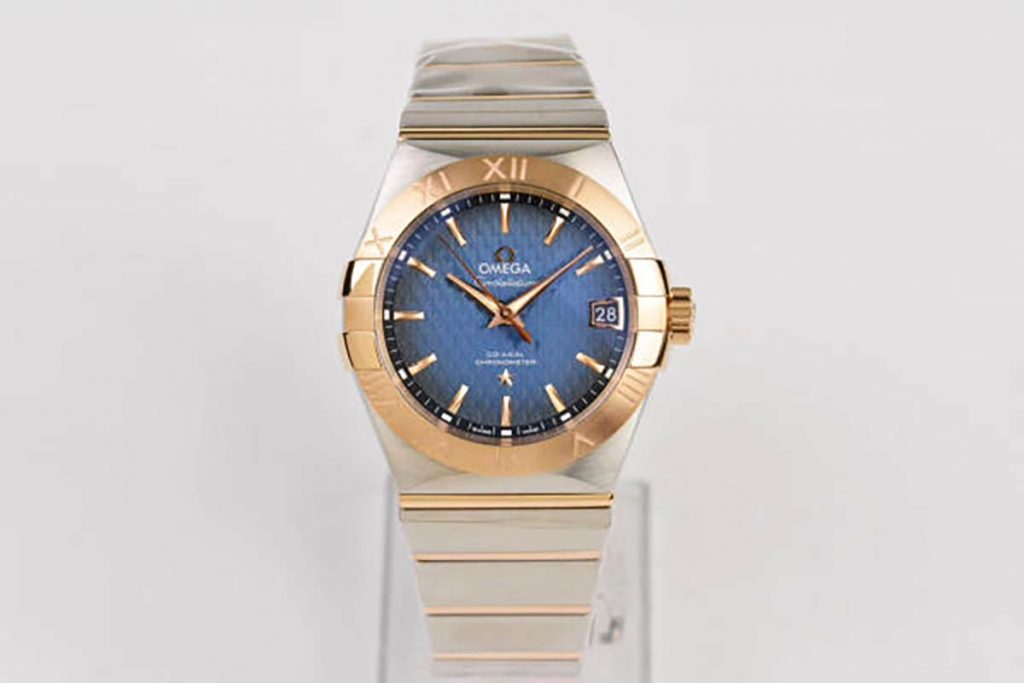 VS厂复刻版欧米茄星座系列间金款浮雕菱形蓝盘腕表做工如何-品鉴VS厂腕表缩略图