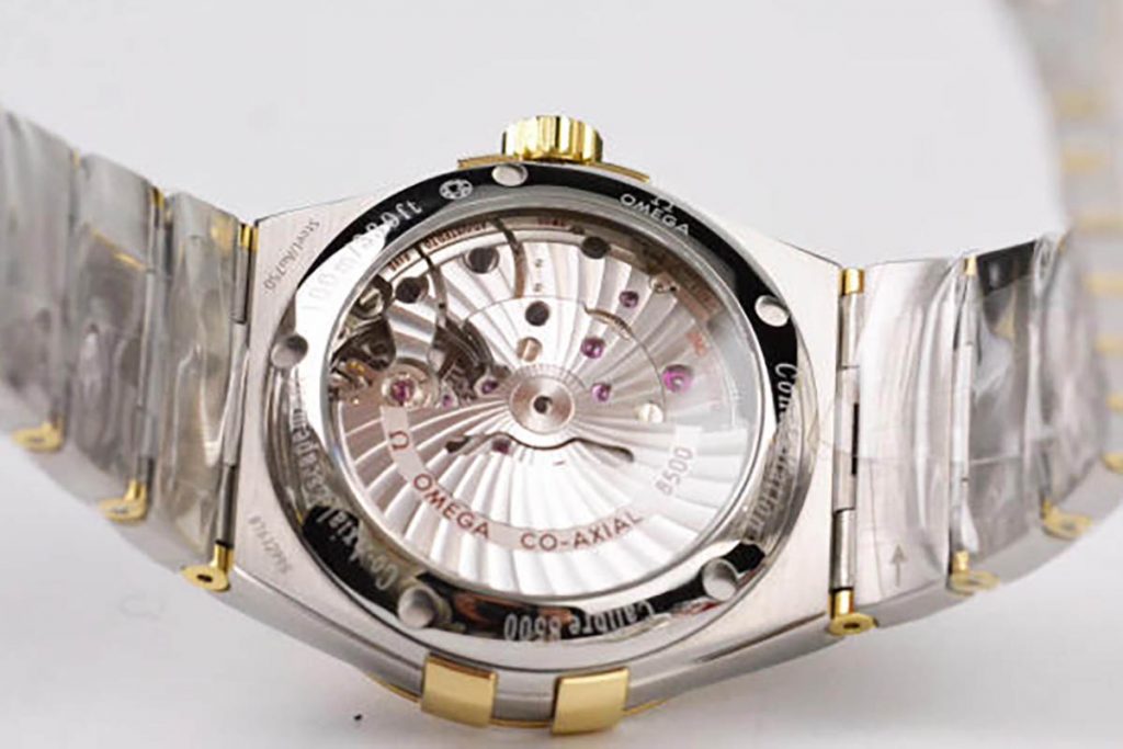 VS厂复刻版欧米茄星座系列间金款浮雕菱形蓝盘腕表做工如何-品鉴VS厂腕表