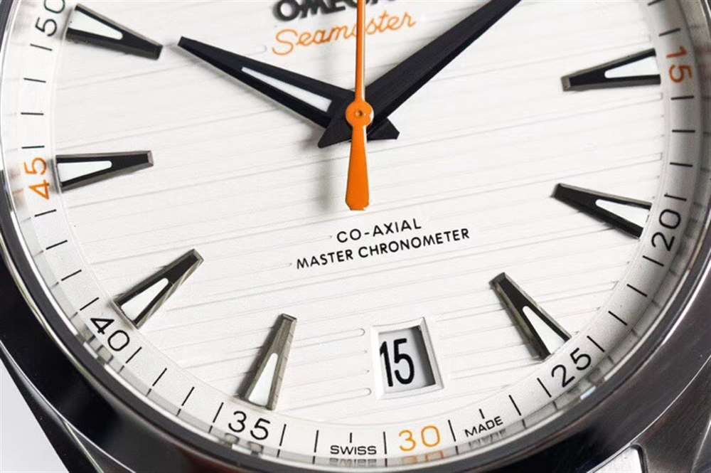 VS厂海马150m白橙针款复刻腕表质量怎么样