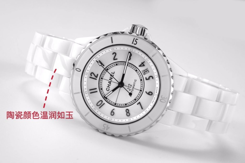 BV厂香奈儿J12系列陶瓷材质腕表值得入手吗