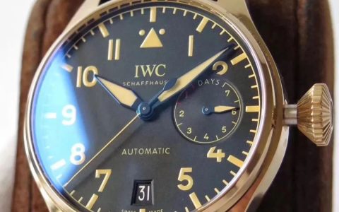 ZF厂万国青铜大飞行员「IW501005」复刻表细节评测